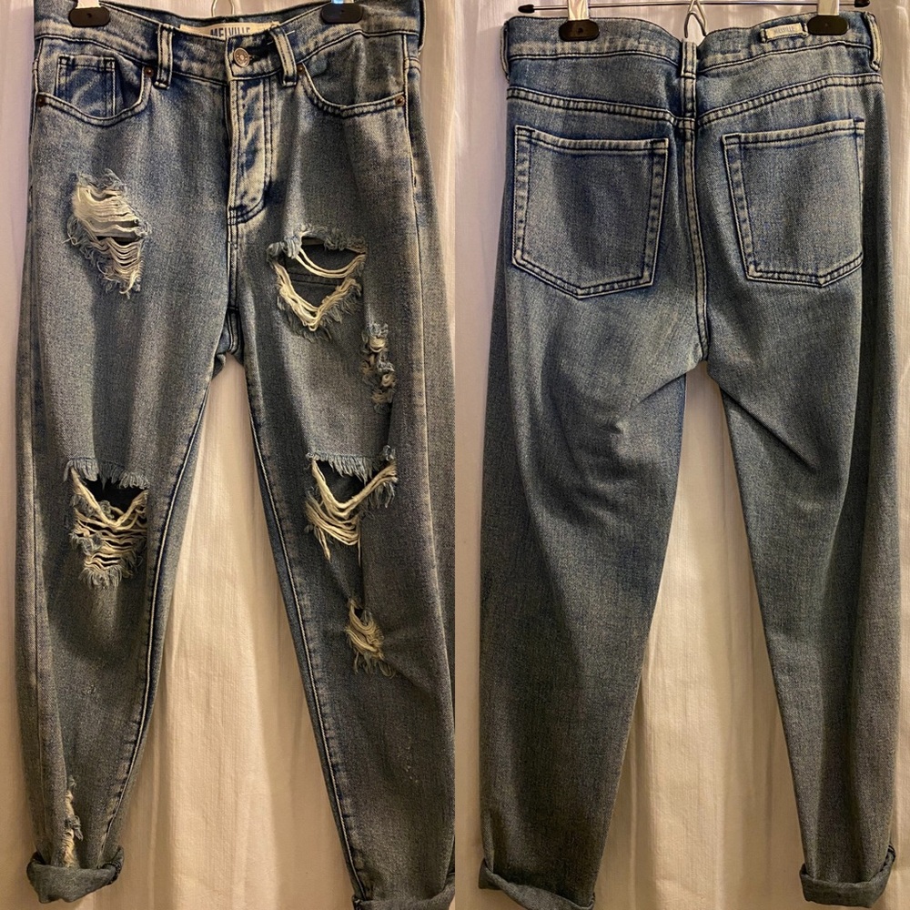 Brandy Melville distressed jeans
